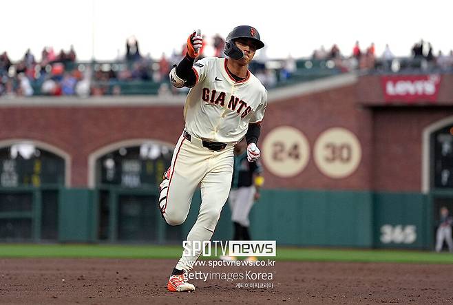 ▲ 샌프란시스코는 전날 실수에도 불구하고 이정후를 선발 7번 중견수로 투입하며 믿음을 드러냈다