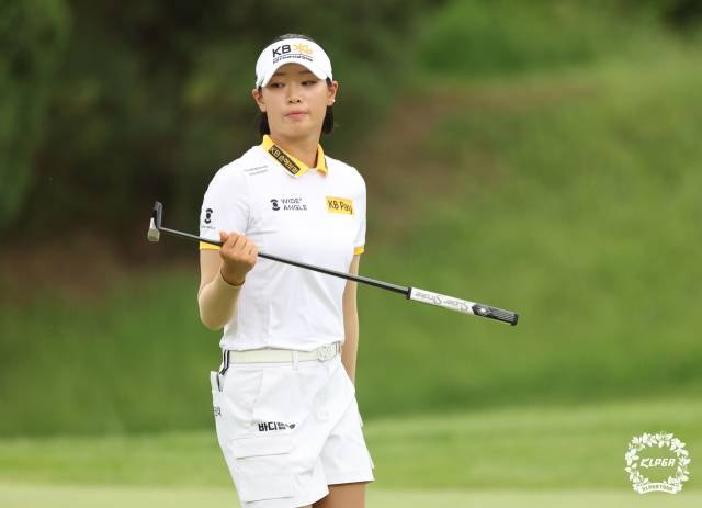 장타 2위에 올라 있는 방신실. 사진 제공=KLPGA