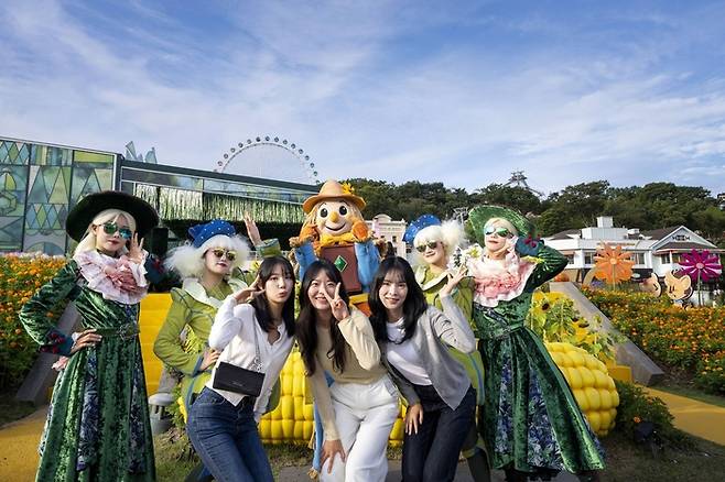 에메랄드 시티로 변신한 포시즌스 가든 / 사진=에버랜드