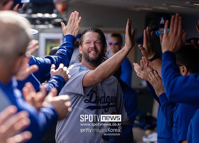 ▲ 커쇼는 메이저리그 역사상 200승 이상을 거두면서도 100패 이하로 경력을 마친 역사상 첫 선수로 기록됐다