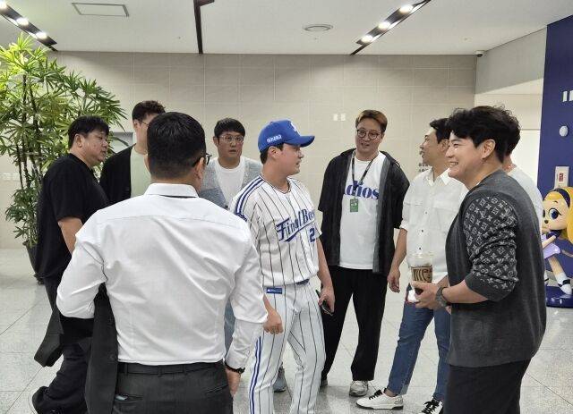 오승환 은퇴식에 집결한 1982년생 황금세대 친구들./SSG 랜더스