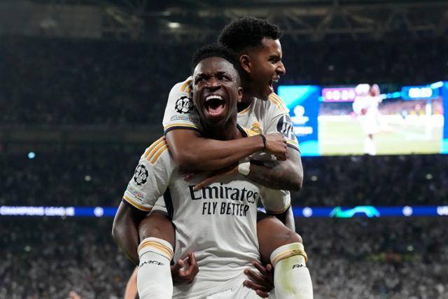 레알 마드리드의 비니시우스(아래)와 호드리구. AP 연합뉴스