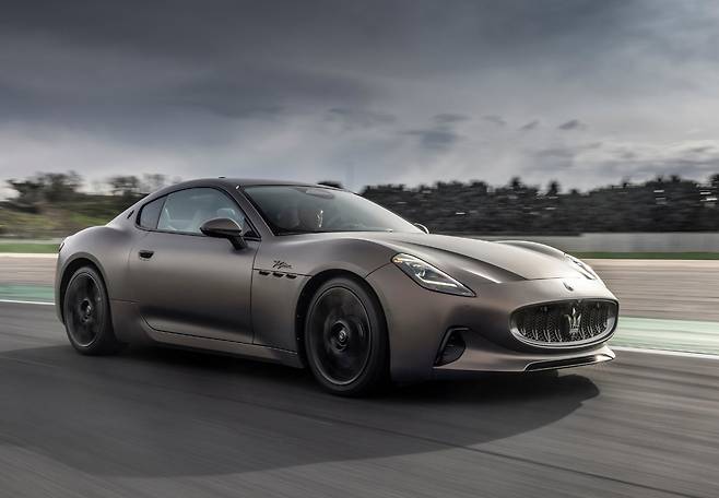 마세라티 그란투리스모 폴고레