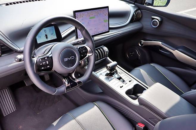 BYD 아토 3 실내 / 출처=IT동아