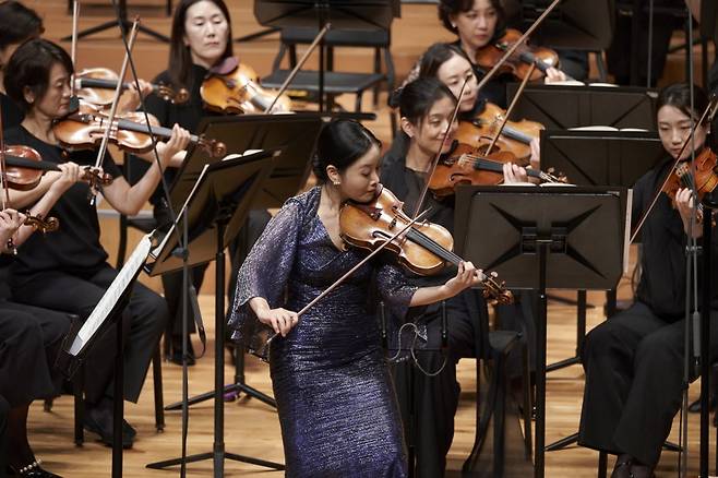 지난 1일 서울 예술의전당에서 열린 공연인 '2025 서울시향 얍 판 츠베덴과 김봄소리'. / 사진출처. 서울시립교향악단.
