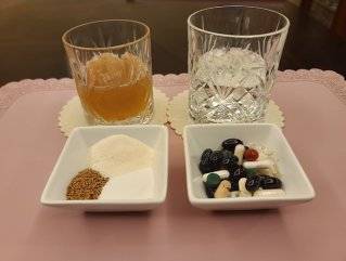 최연매 회장은 “아침 식사 대신 복용하는 알로에 베라 겔과 영양제 덕분에 갱년기 증상을 겪지 않았다”고 말했다. 최미희