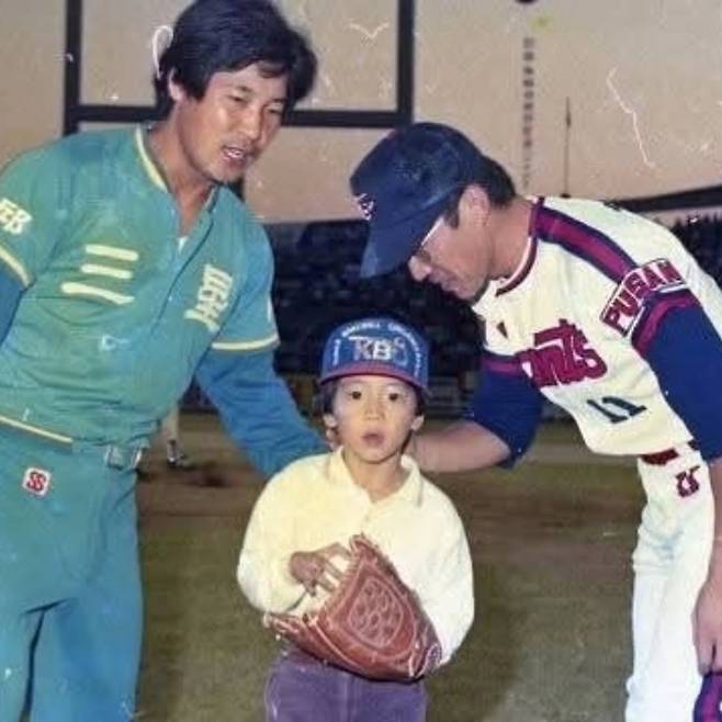 이만수(왼쪽)와 최동원. 사진 | 이만수 SNS