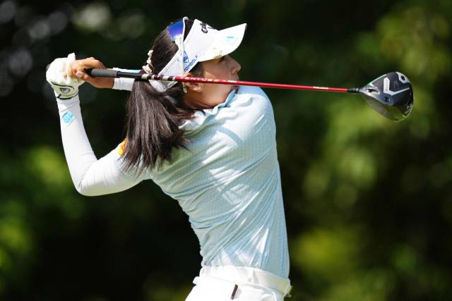 티샷을 하고 있는 지노 티띠꾼. 사진 제공=AFP연합뉴스