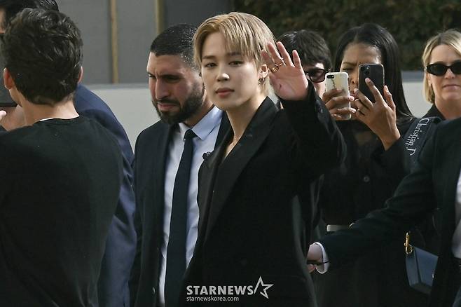 파리패션위크에 참석한 방탄소년단 지민(BTS JIMIN) /AFPBBNews=뉴스1=스타뉴스