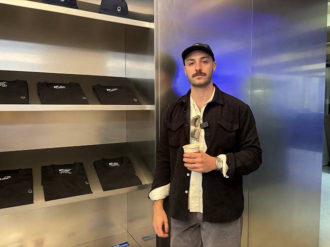 14일 서울 성수동 팔란티어 팝업스토어에서 만난 엘리아노 아 유니스(Eliano A. Unis) 팔란티어 전략참여 총괄./김수정 기자