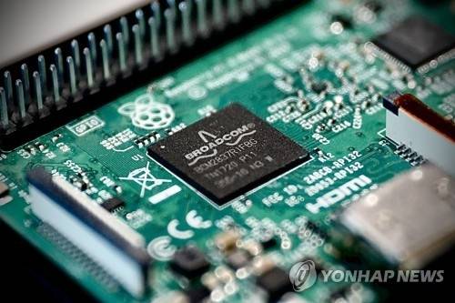 브로드컴 반도체 칩. EPA 연합뉴스 자료사진