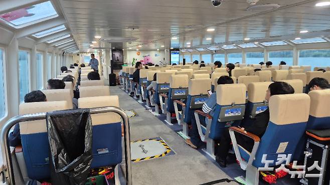 한강버스 대합실 내부의 모습. 이재기 기자