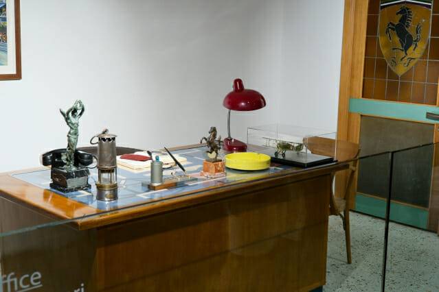 페라리뮤지엄에 재현한 엔초 펠리 집무실 (사진=지디넷코리아)