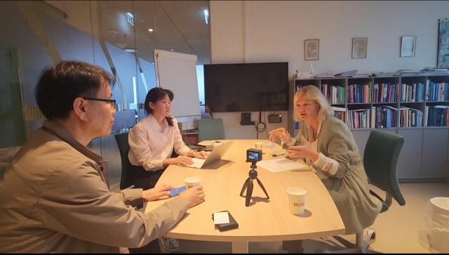 ▲ 강원도민일보는 질란드 정신건강 서비스 산하 정신의학연구소 연구부장이자 의학박사인 시드세 안프레드(Sidse Arnfred)와 인터뷰를 진행했다.