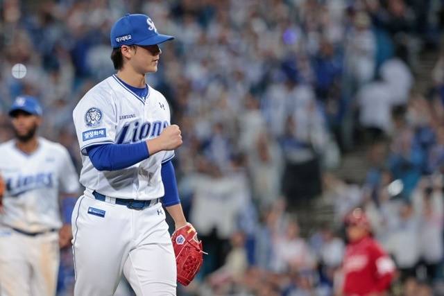 이호성이 준플레이오프 4차전에서 기뻐하고 있다. 사진=삼성 제공