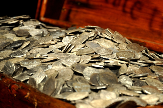 난파한 ‘위다’에서 1984년 건져 올린 금화 /위키피디아