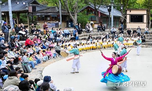 삼도판굿 공연 현장. 홍기웅기자