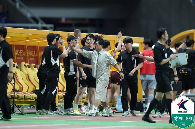 흔들리고 있는 울산의 상대는, 반드시 이겨야 하는 독기 오른 광주다. (한국프로축구연맹 제공)
