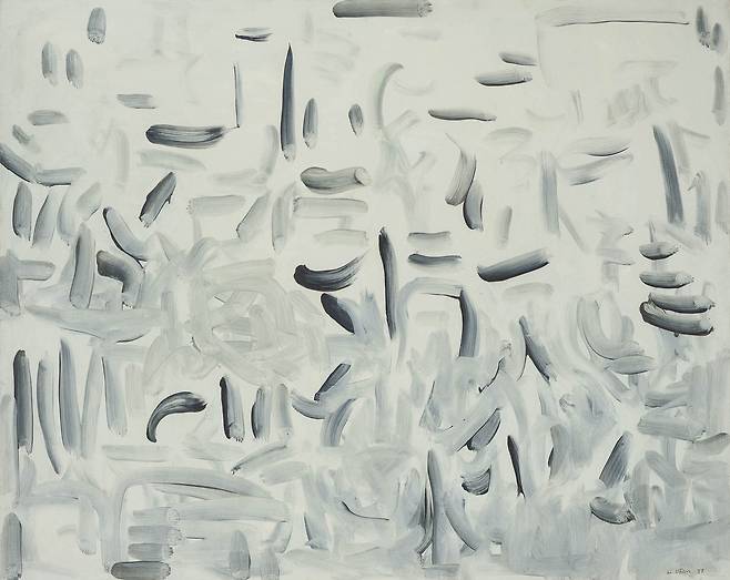 이우환 Lee UFan(b.1936), 바람으로부터, 캔버스에 안료, 116.8×91cm (50호) (케이옥션 제공)