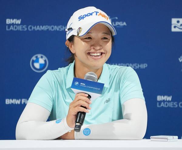 2025년 미국여자프로골프(LPGA) 투어 '가을 아시안 스윙' 두 번째 대회인 BMW 레이디스 챔피언십에 출전한 김세영 프로가 2라운드 경기 후 공식 인터뷰 하는 모습이다. 사진제공=BMW 레이디스 챔피언십 대회 조직위원회 (사진을 무단으로 사용하지 마십시오.)