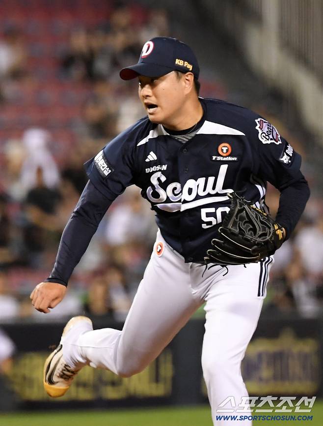 6일 잠실구장에서 열린 LG 트윈스와 두산 베어스의 경기. 두산 이영하가 역투하고 있다. 잠실=박재만 기자 pjm@sportschosun.com/2025.08.06/