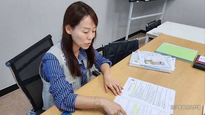 지난 16일 박호정 사단법인 한인구조단 팀장이 헤럴드경제와 인터뷰를 하고 있는 모습. 안효정 기자.