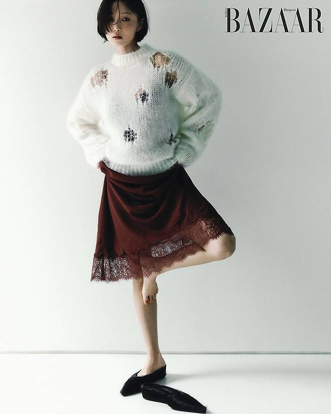 제공: 하퍼스 바자 코리아 Harper’s BAZAAR KOREA