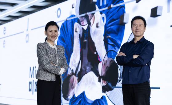 서울시무용단의 신작 ‘미메시스’를 안무한 윤혜정 서울시무용단장과 유인상 음악감독(왼쪽부터). 권혁재 사진전문기자