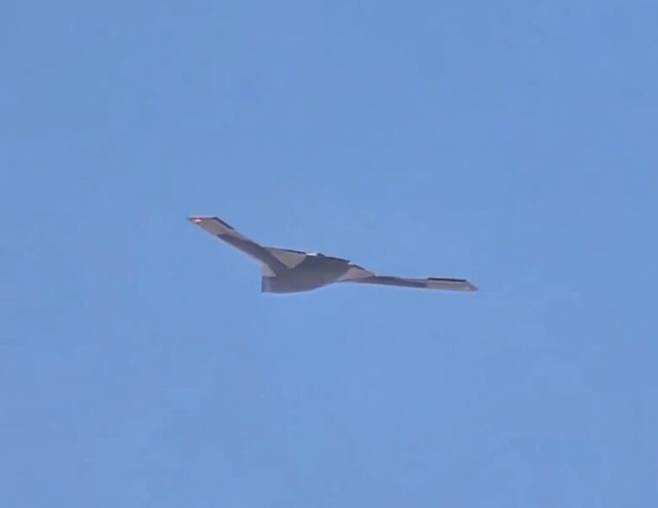 중국이 개발 중인 초대형 스텔스 무인기 'GJ-X' 추정 기체. /X