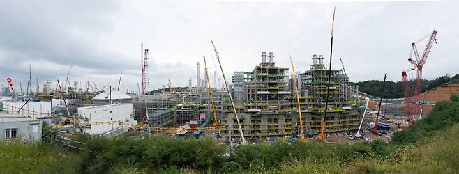 21일 울산시 에쓰오일 온산공장 전망대에서 바라본 ‘샤힌 프로젝트’ 건설 현장. 에쓰오일 제공