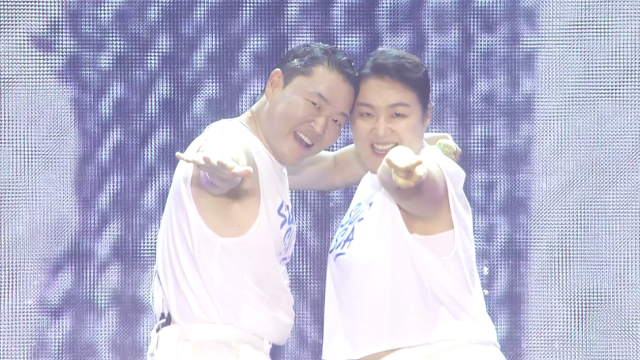 싸이, 이수지 / 싸이 유튜브 채널 'officialpsy'