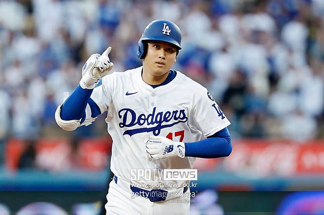 ▲ 토론토 팬들은 자신들 대신 다저스를 선택한 오타니 쇼헤이에 대한 감정이 여전히 좋지 않다