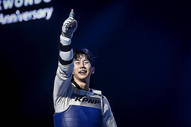 세계태권도선수권에서 우승한 강상현. / 세계태권도연맹