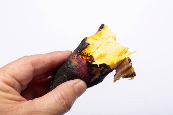 고구마를 삶아 먹으면 일부 전분이 분해되면서 급격한 혈당 상승을 방지한다./사진=클립아트코리아