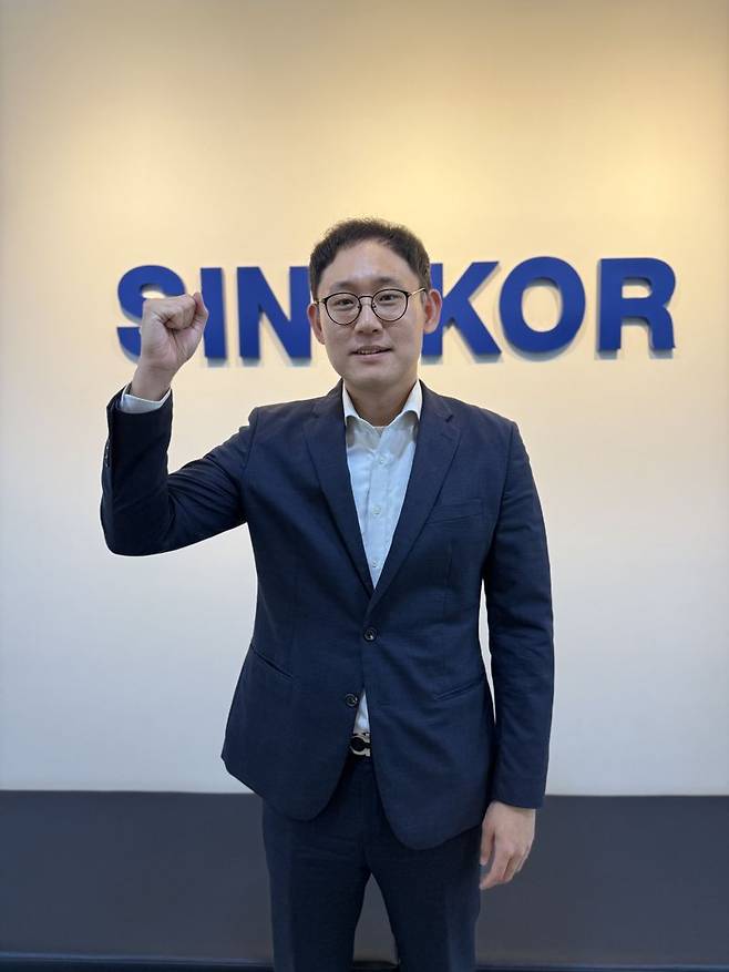 지난 14일 송영태 장금상선 태국법인장이 방콕 소재 장금상선 태국법인 사무실에서 포즈를 취하고 있다. 사진=강구귀 기자