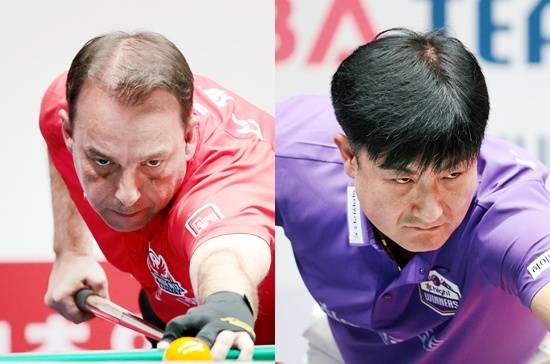 웰컴저축은행 캡틴 산체스(왼쪽)와 하이원리조트 캡틴 이충복이 26일 25/26시즌 6차전 휴온스PBA챔피언십 16강전서 풀세트 접전 끝에 승리를 거두고 8강 무대에 올랐다. (사진=PBA)