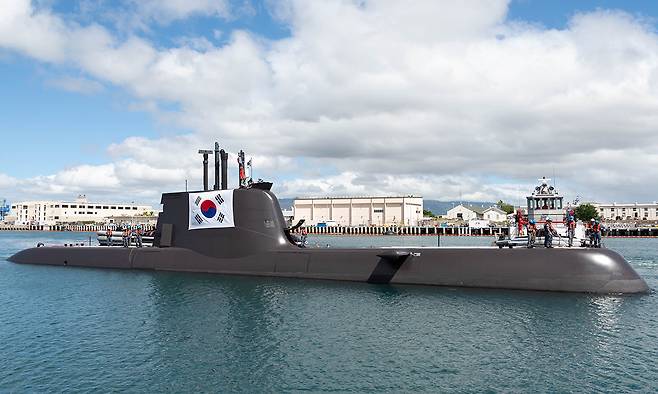 한국 해군 잠수함 이범석함이 하와이 진주만에 입항하고 있다. 세계일보 자료사진