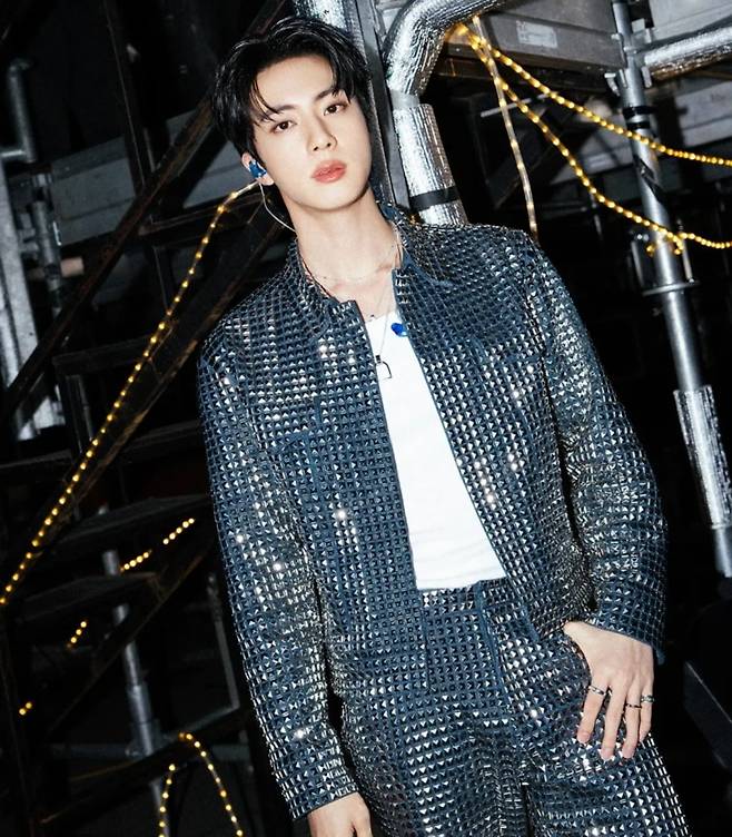 사진 = 진 인스타그램