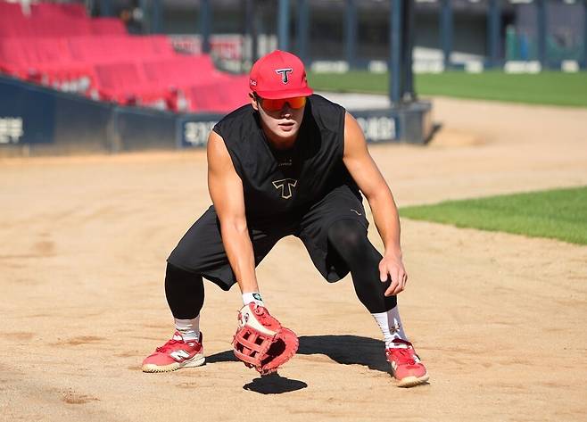 ▲ 오선우는 수비 훈련을 위해 마무리캠프 참가를 자청했다 ⓒKIA타이거즈