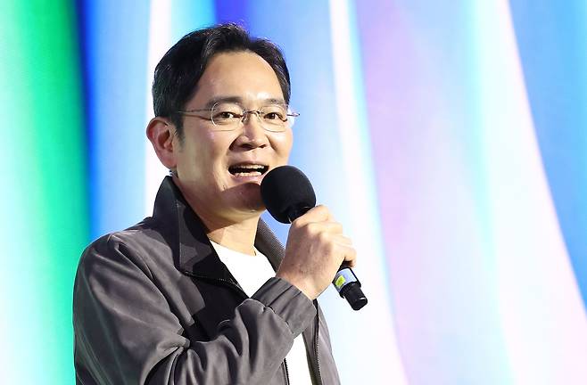 이재용 삼성전자 회장이 30일 서울 강남구 코엑스에서 열린 엔비디아 지포스 게이머 페스티벌에서 인사말을 하고 있다./장련성 기자