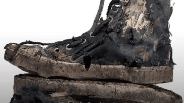 발렌시아가 홈페이지 캡처