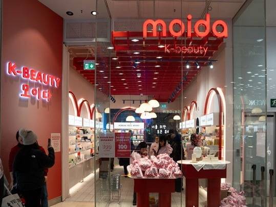 Moida 런던 1호점 실리콘투 제공