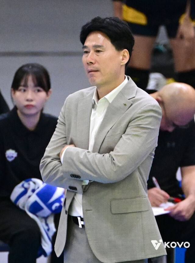 강성형 감독/KOVO