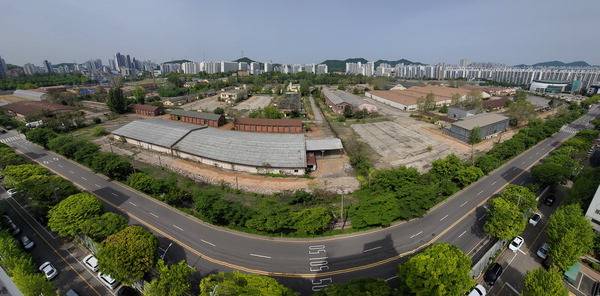 캠프마켓 D구역 전경 <사진 이진우 기자 ljw@kihoilbo.co.kr>