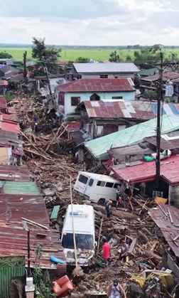 지난 5일(현지시간) 필리핀 중부 네그로스오리엔털의 한 마을이 태풍 갈매기로 초토화가 됐다. ⓒAFP/연합뉴스