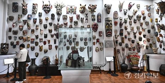 멕시코 여러 가면의 모습. 홍기웅기자