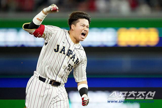 2023년 WBC 멕시코와 준결승전 9회 끝내기 안타를 때린 무라카미. 스포츠조선DB
