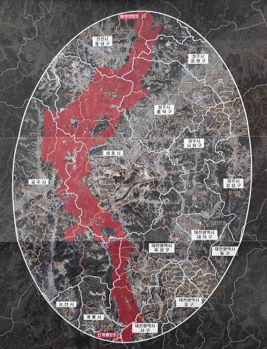 345kV 신계룡-북천안 송전선로 건설사업 최적 경과대역(빨간색 부분) 위치도. 윤평호 기자