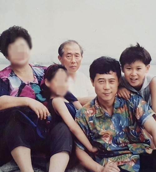 배우 정태우가 100세를 일기로 세상을 떠난 조부상을 전하며 깊은 그리움을 드러냈다. 사진=SNS