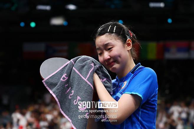 ▲ 신유빈이 결승행 기로에서 만날 상대는 2008년생 신동 하리모토 미와(사진)다. 한일 탁구 젊은 피가 자국 명예를 걸고 네트를 마주본다. 하리모토는 일본 탁구 차세대 에이스다. 17살 어린 나이지만 그간 성인 무대에서 수차례 포디움에 입성했다.